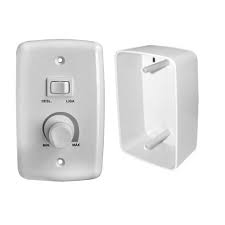 1711 - CONTROLE P/ VENTILADOR OSCILANTE ROTATIVO C/ CAIXA