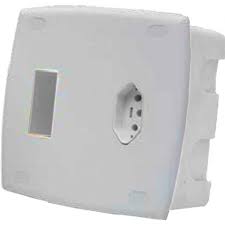 1928 - CAIXA INTERNA S/ DISJUNTOR C/ TOMADA 20A